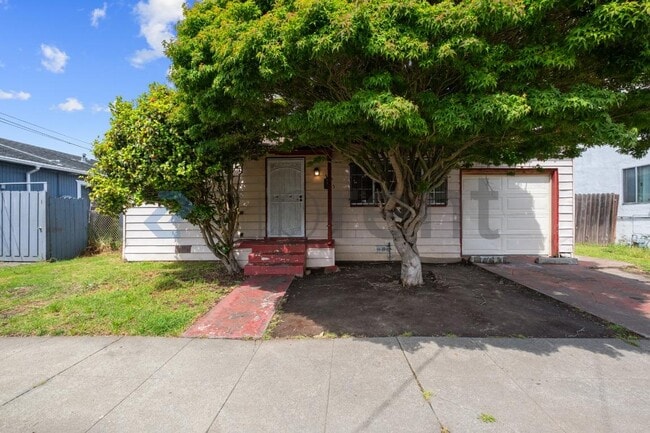 property at 365 S 38th St