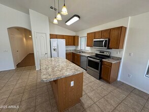 3250 E Ford Ave in Gilbert, AZ - Building Photo - Building Photo