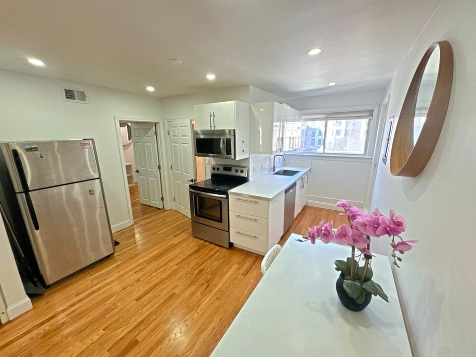 287 Dorchester St, Unit 3 in Boston, MA - Foto de edificio