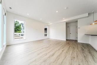 Westwood Meadows in Westlake, OH - Building Photo - Building Photo