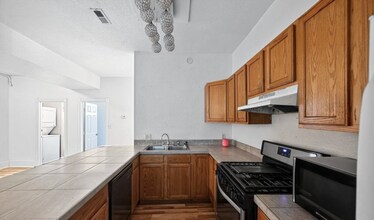 2500 Eaton St in Edgewater, CO - Building Photo - Building Photo