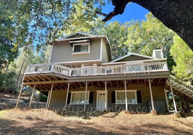 property at 19997 Ridgecrest Way