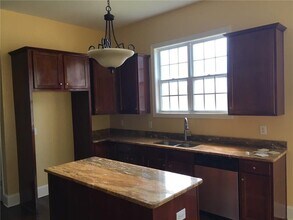5575 Toccoa Dr in Douglasville, GA - Building Photo - Building Photo