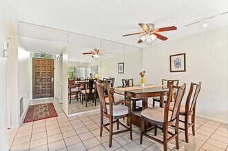 2500 Presidential Way in West Palm Beach, FL - Building Photo - Building Photo