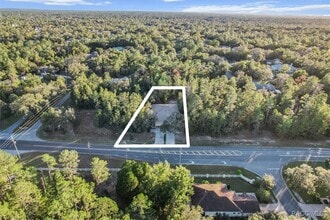 5356 W Oak Park Blvd in Homosassa, FL - Building Photo - Building Photo