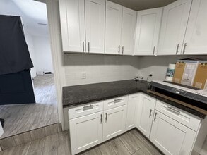 3305 San Dimas St in Bakersfield, CA - Building Photo - Building Photo