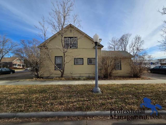 519 1st St W in Billings, MT - Building Photo