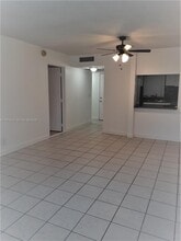 9460 Live Oak Pl in Davie, FL - Building Photo - Building Photo