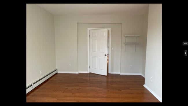 75 Putnam St, Unit #1 in Boston, MA - Foto de edificio - Building Photo