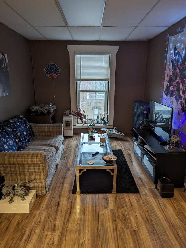 544 Broadway St S in Menomonie, WI - Building Photo - Building Photo