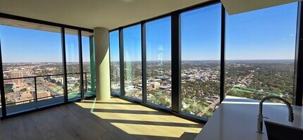 610 Davis St, Unit 5007 in Austin, TX - Foto de edificio - Building Photo
