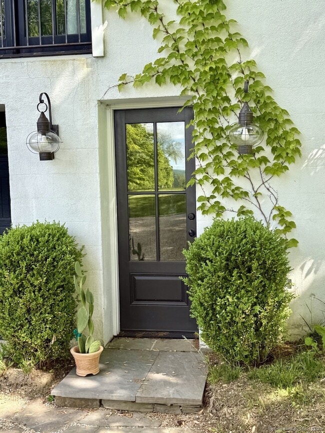 150 Millerton Rd in Sharon, CT - Building Photo - Building Photo