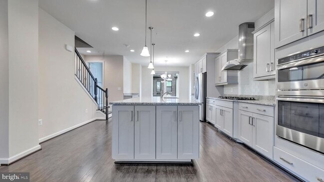 513 Riversail Ln in Oxon Hill, MD - Building Photo - Building Photo