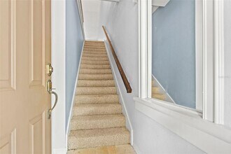 821 Normandy Trace Rd in Tampa, FL - Building Photo - Building Photo