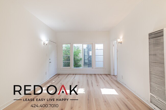 property at 1512 S Wilton Pl