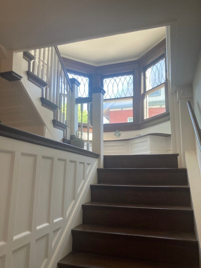 3784 Washington St, Unit 2 in Kansas City, MO - Foto de edificio - Building Photo