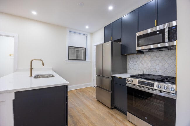 4636 N Hamilton Ave, Unit 1 in Chicago, IL - Foto de edificio - Building Photo