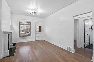 569 S Pearl St in Denver, CO - Building Photo - Building Photo