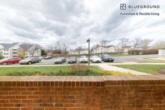 10608 Kitty Pozer Dr in Fairfax, VA - Building Photo - Building Photo