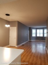 351 S Madison St in Bloomington, IN - Building Photo - Building Photo