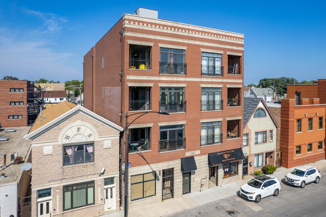 3110 W Belmont Ave in Chicago, IL - Building Photo