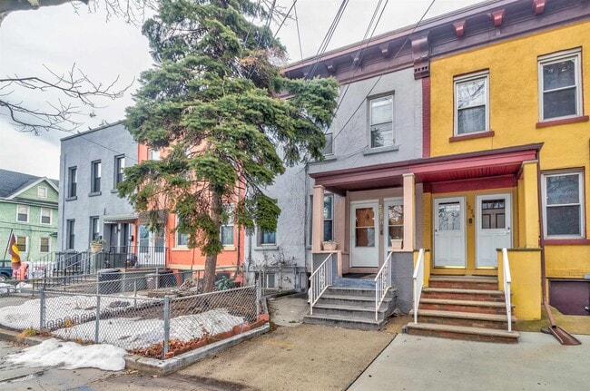 1234A John F. Kennedy Blvd in Bayonne, NJ - Building Photo - Building Photo