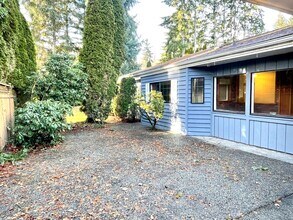 4323 Rosedale St NW in Gig Harbor, WA - Building Photo - Building Photo