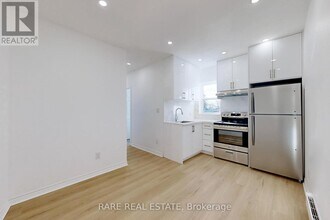 167 Dynevor Rd in Toronto, ON - Building Photo - Building Photo