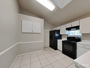 71 Naugatuck Dr in Jacksonville, FL - Building Photo - Building Photo