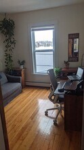 23 Park St, Unit #5 in Somerville, MA - Foto de edificio - Building Photo