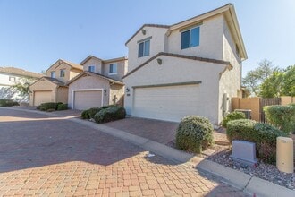 1751 S Chatsworth in Mesa, AZ - Building Photo - Building Photo