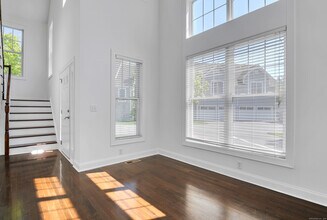 39 Copper Square Dr in Bethel, CT - Building Photo - Building Photo