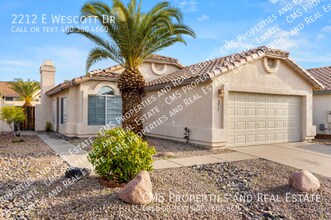 2212 E Wescott Dr in Phoenix, AZ - Building Photo - Building Photo