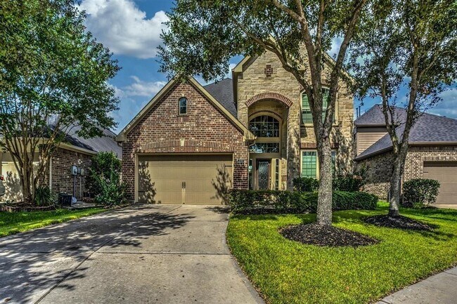 property at 2614 Misty Laurel Ct