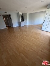 10282 Tujunga Canyon Blvd in Los Angeles, CA - Building Photo - Building Photo