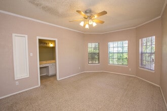 2946 River Bend Ct in Corpus Christi, TX - Building Photo - Building Photo