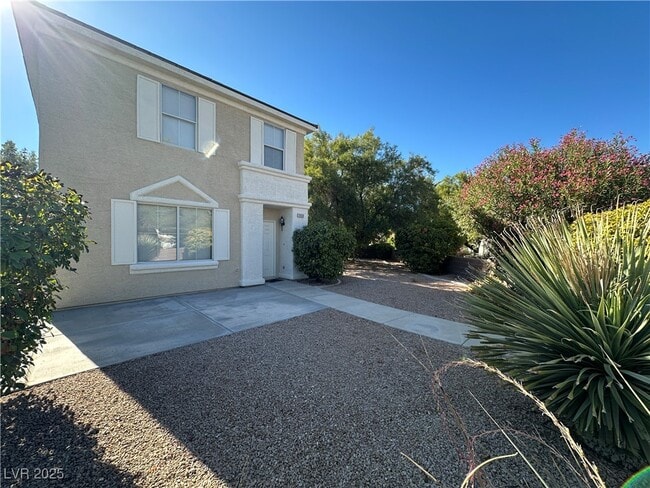 property at 9900 Calabasas Ave