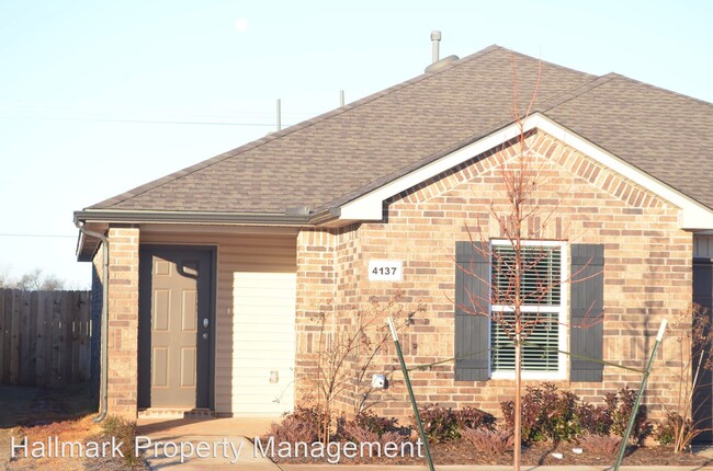 4137 Sara Pk Dr in Mustang, OK - Building Photo - Building Photo