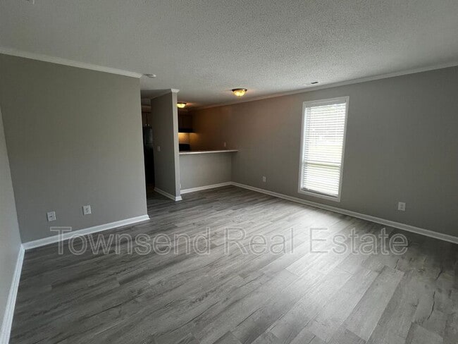 5846 Century Oaks Dr in Fayetteville, NC - Building Photo - Building Photo