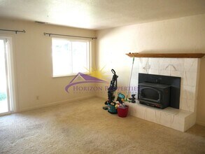 5319 Markwood Ln in Fair Oaks, CA - Building Photo - Building Photo