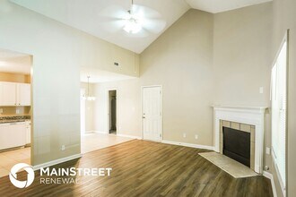 6670 South Ave in Union City, GA - Building Photo - Building Photo