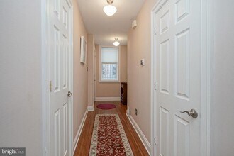 522 Montrose St-Unit -A in Philadelphia, PA - Building Photo - Building Photo