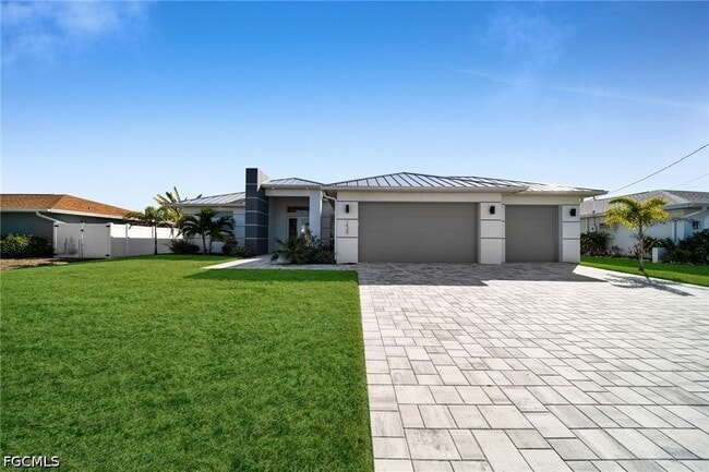 property at 1430 SE 23rd St