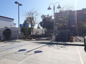 936 E Santa Ana Blvd in Santa Ana, CA - Building Photo - Building Photo