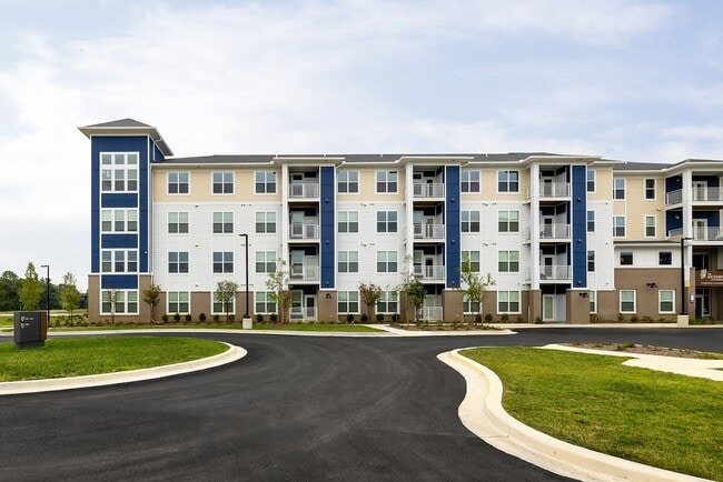 The Ironwood at Waldorf Station