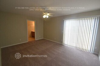 10225 W Camelback Rd in Phoenix, AZ - Foto de edificio - Building Photo