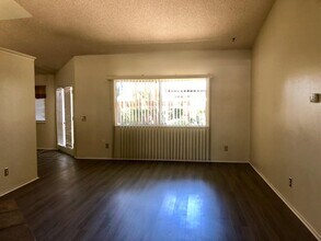 1305 Windsor Pl in Palmdale, CA - Building Photo - Building Photo