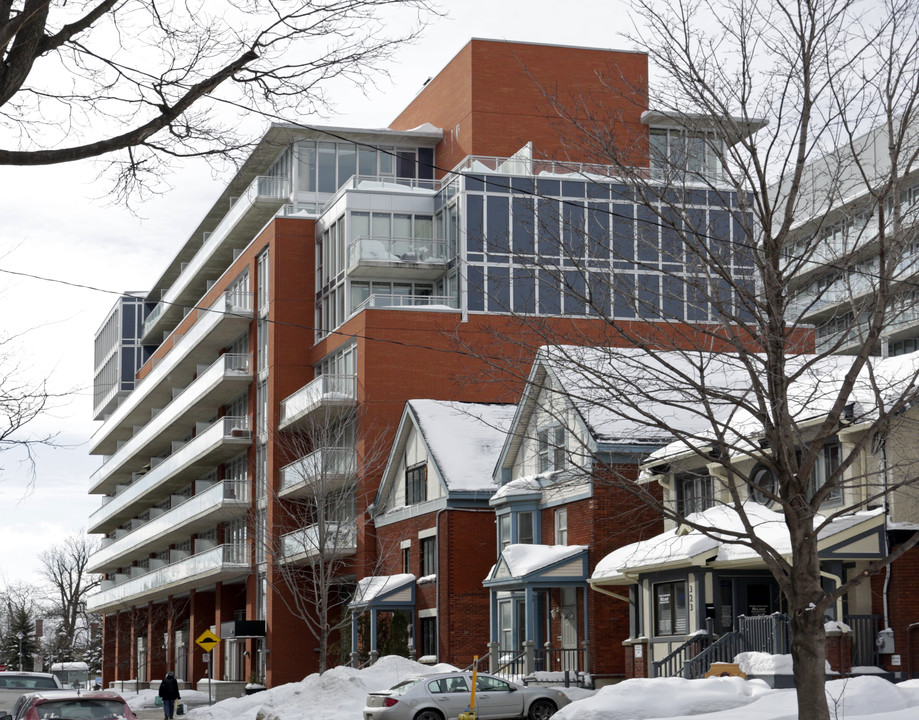 Central Condos in Ottawa, ON - Building Photo