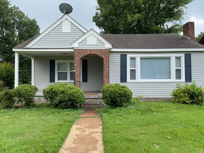 property at 1010 E 1st St