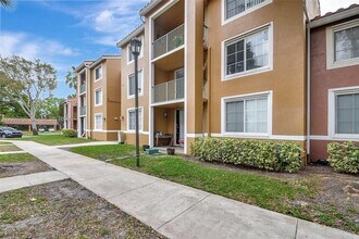 7808 Sonoma Springs Cir in Greenacres, FL - Building Photo - Building Photo